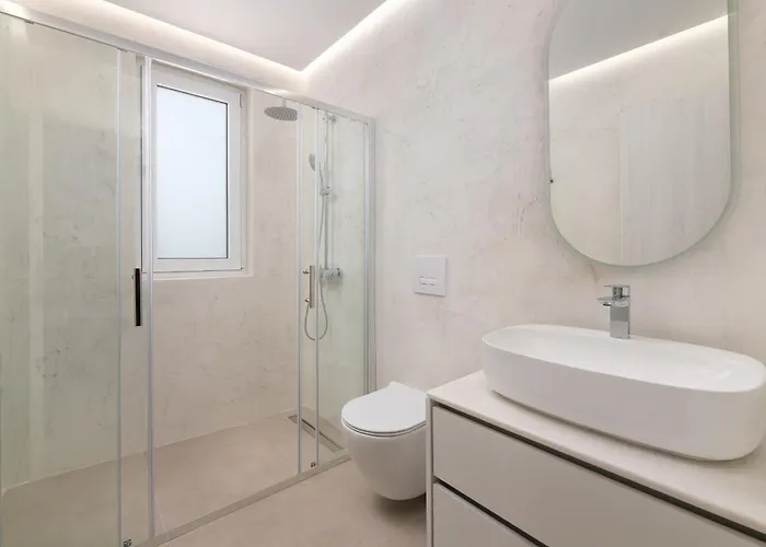 Luxurious With Sea Views In Rhodes Villa