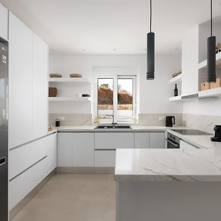Luxurious With Sea Views In Rhodes 겐나디